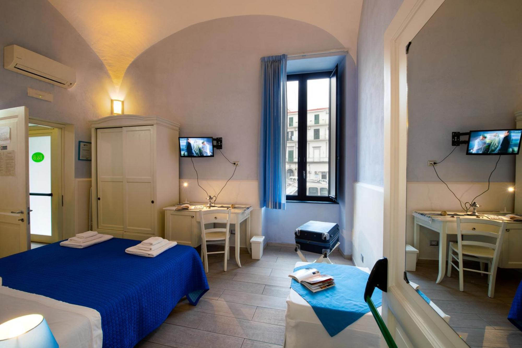 Il Giardino Di Tonia - Oplontis Guest House - Bed & Garden - Torre Annunziata Εξωτερικό φωτογραφία